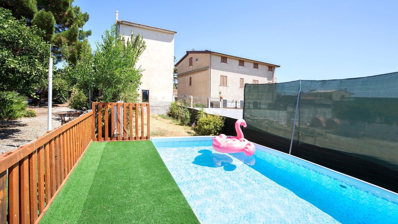 Photo of Outdoor in Saline Joniche