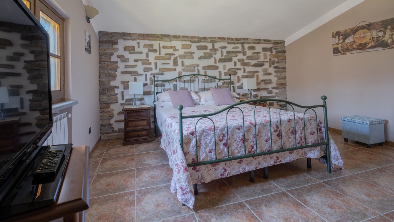 Photo of Bedroom in Castelnuovo di Garfagnana