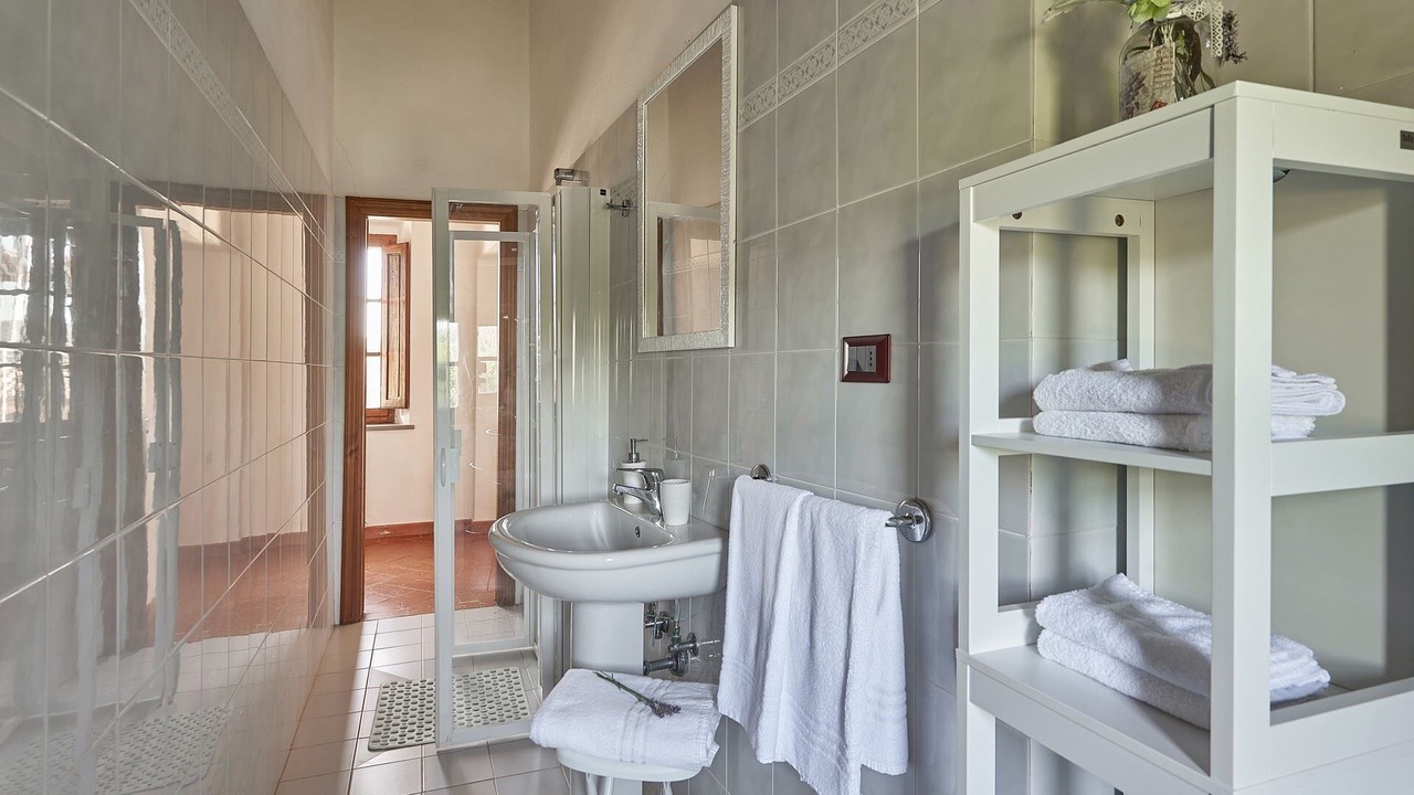 Photo of Bathroom in Gaiole in Chianti