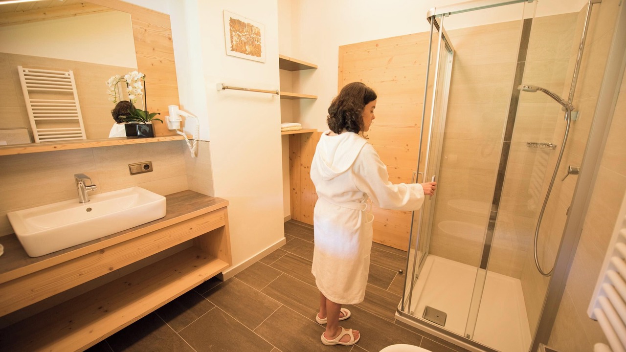Photo of Bathroom in Albions