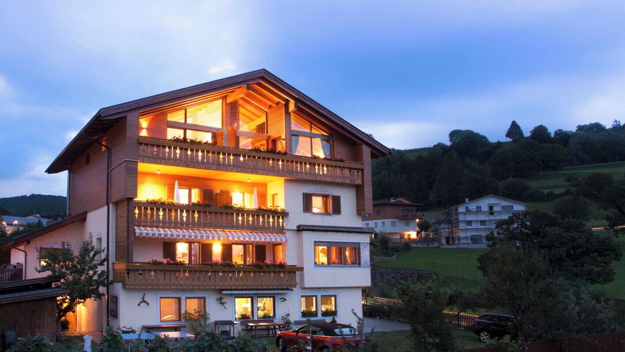 Photo of Outdoor in Albions