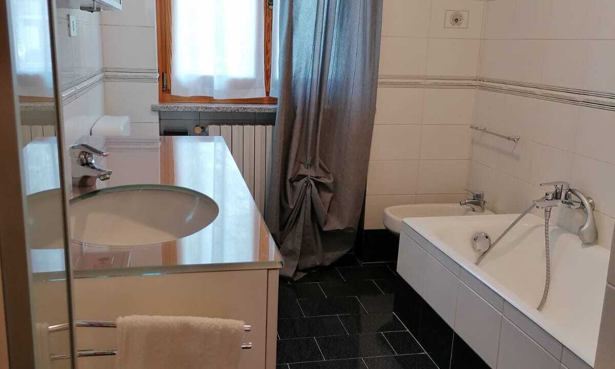 Photo of Bathroom in Saint-Pierre