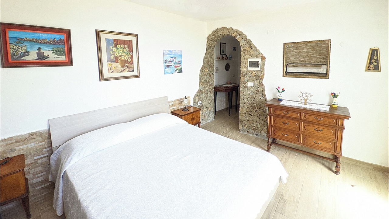 Photo of Bedroom in Geremeas