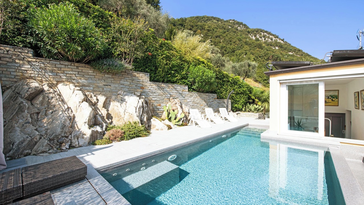 Photo of Outdoor in Colonno