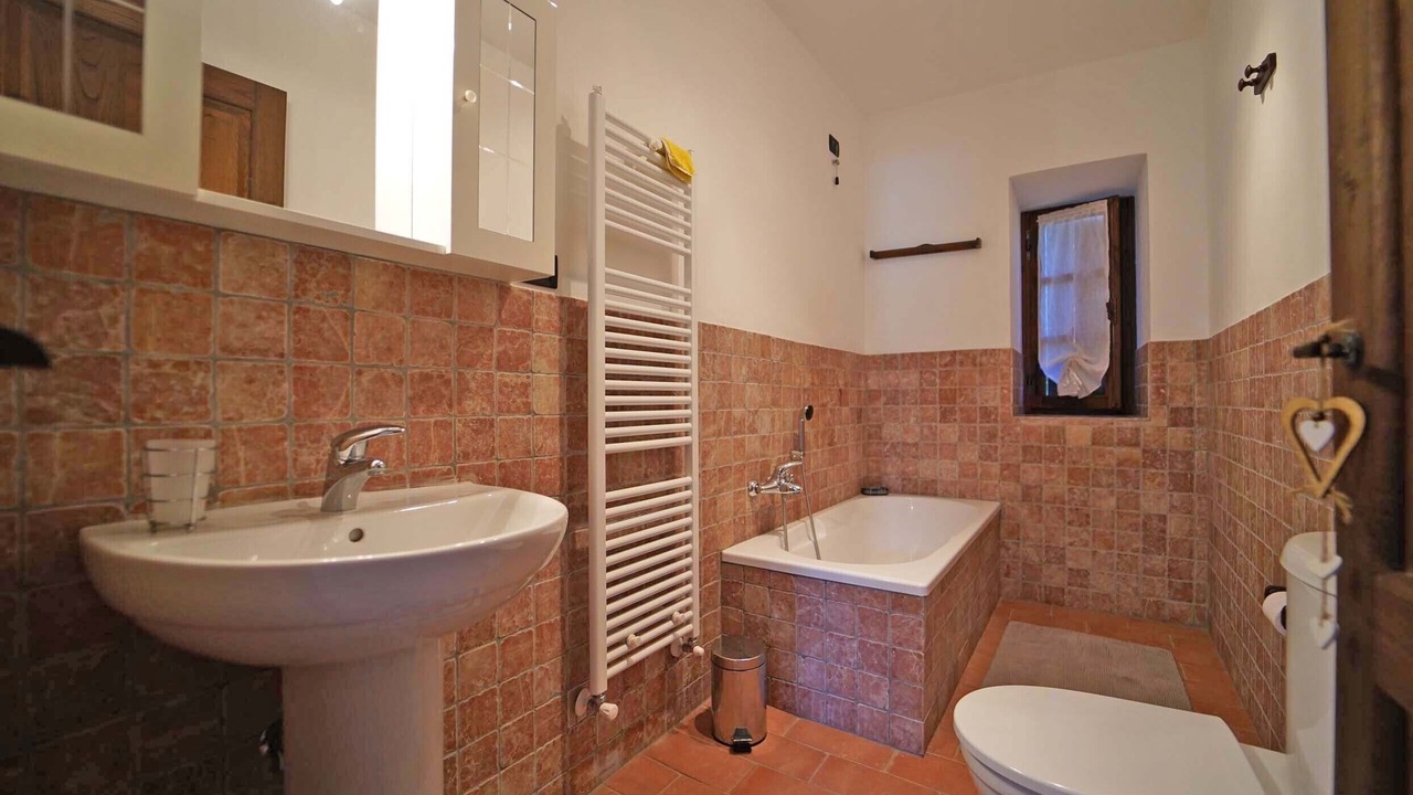 Photo of Bathroom in Bagnone