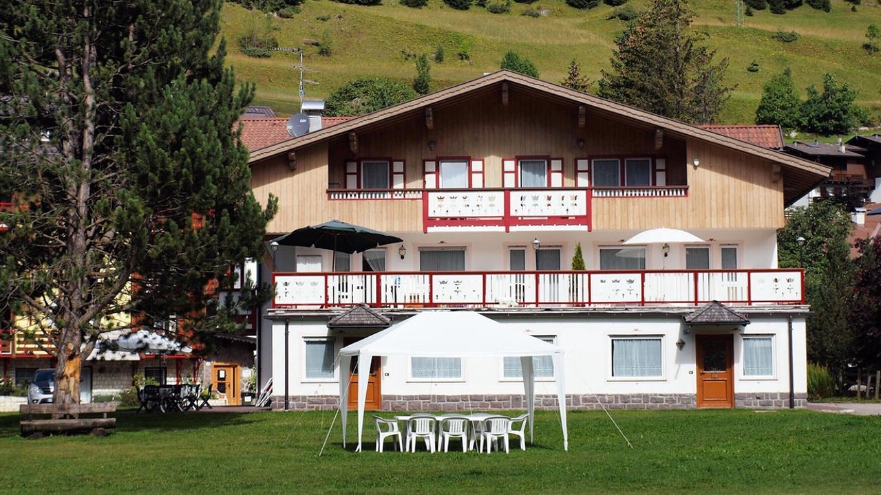 Photo of Outdoor in Pera