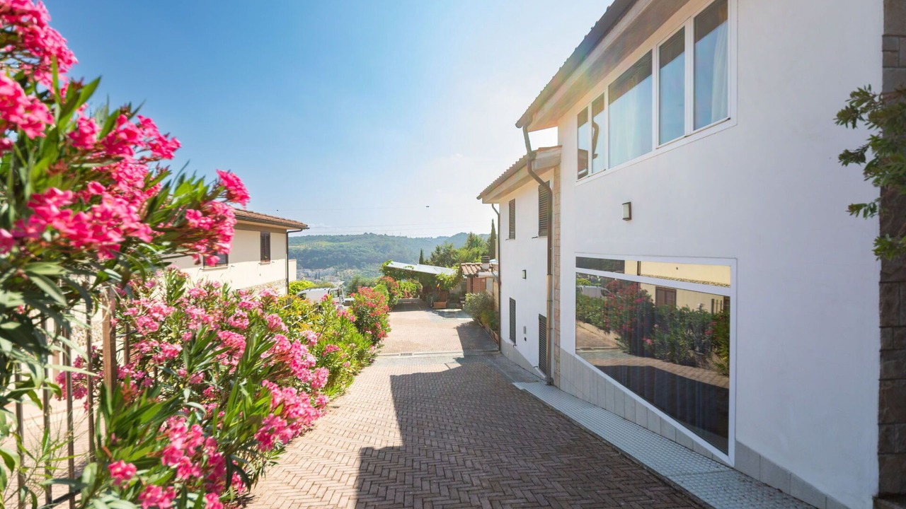 Photo of Patio Balcony in Bobolino