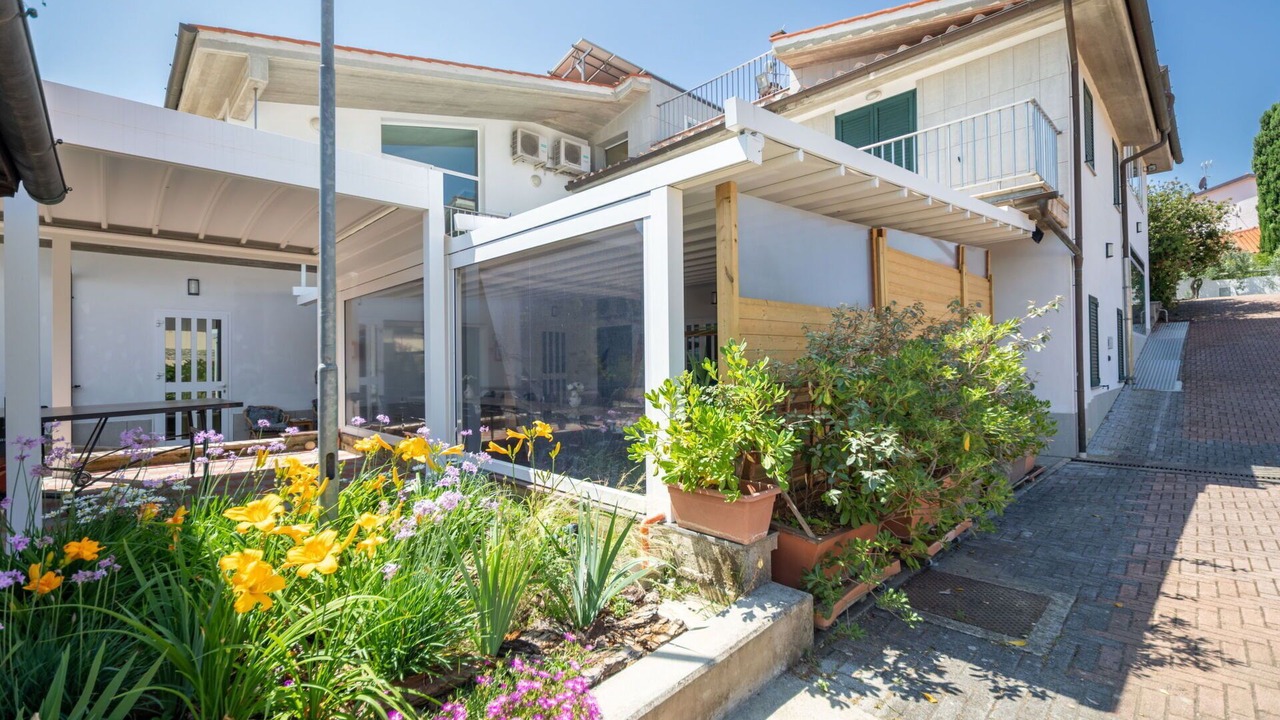 Photo of Patio Balcony in Bobolino