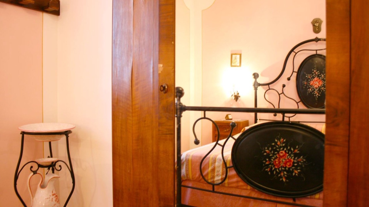 Photo of Bedroom in Montepulciano