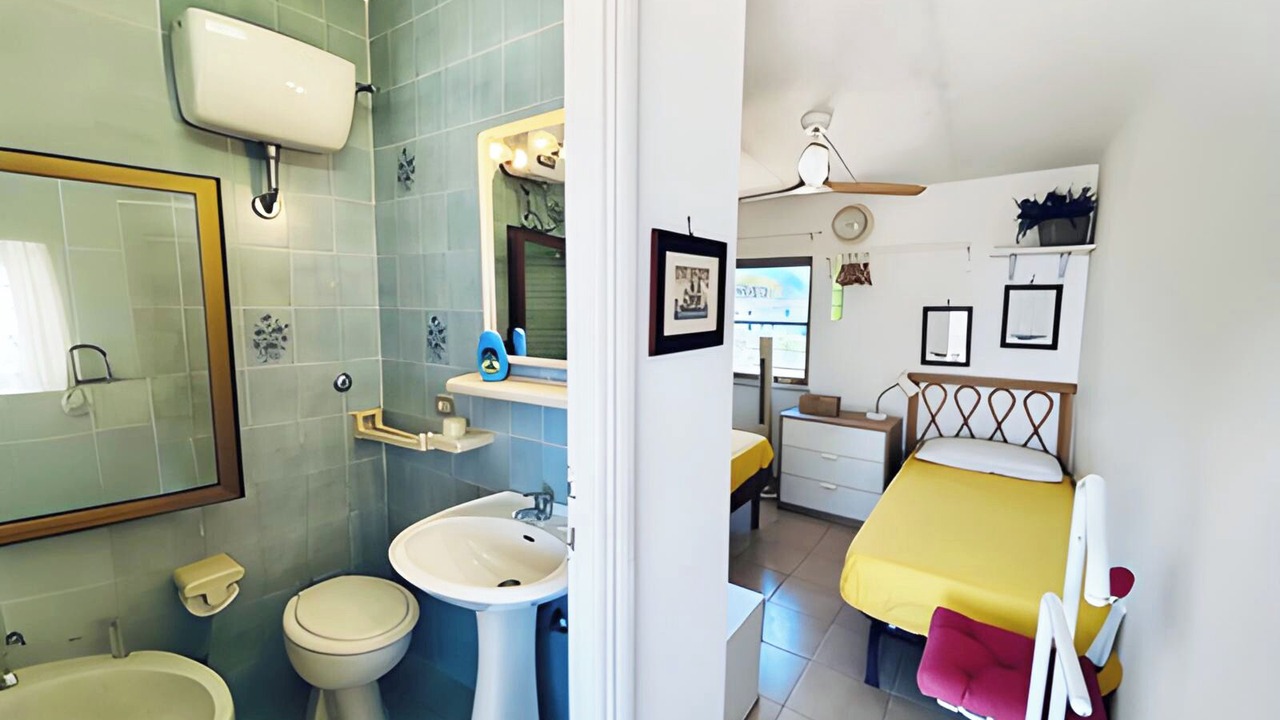 Photo of Bathroom in Latina Lido