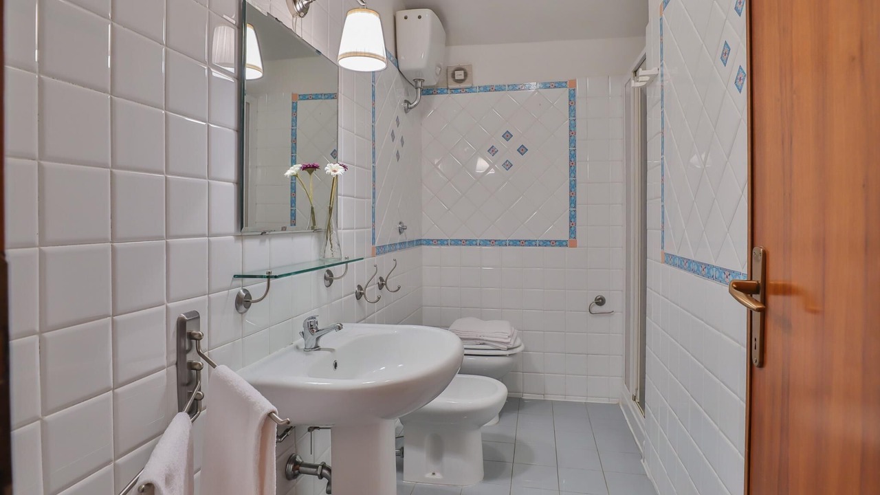 Photo of Bathroom in Castagno