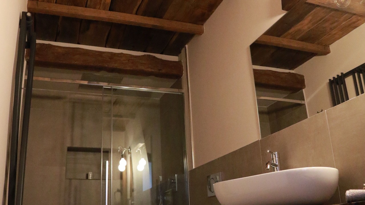 Photo of Bathroom in Chef-Lieu
