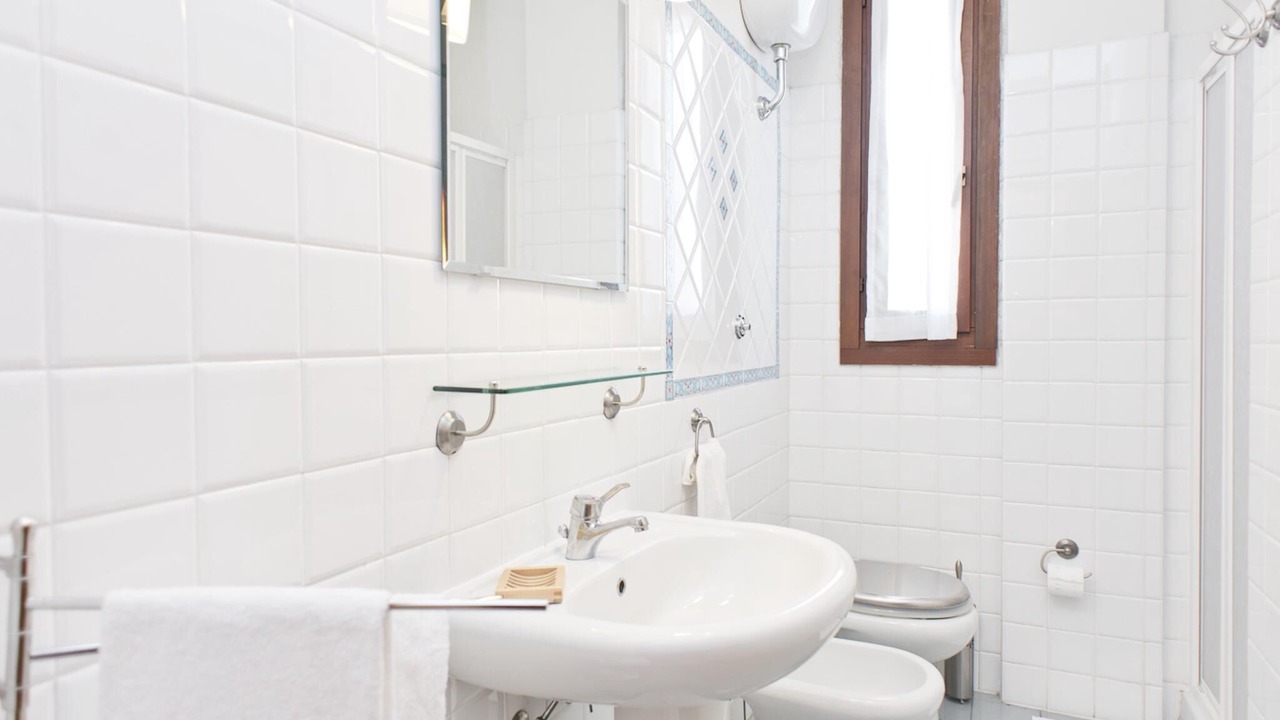 Photo of Bathroom in Castagno