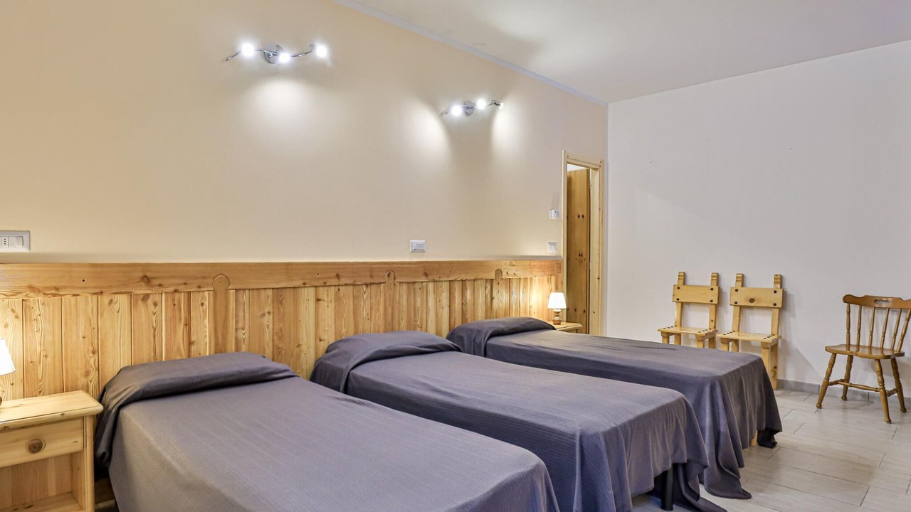 Photo of Bedroom in Antey-Saint-Andre