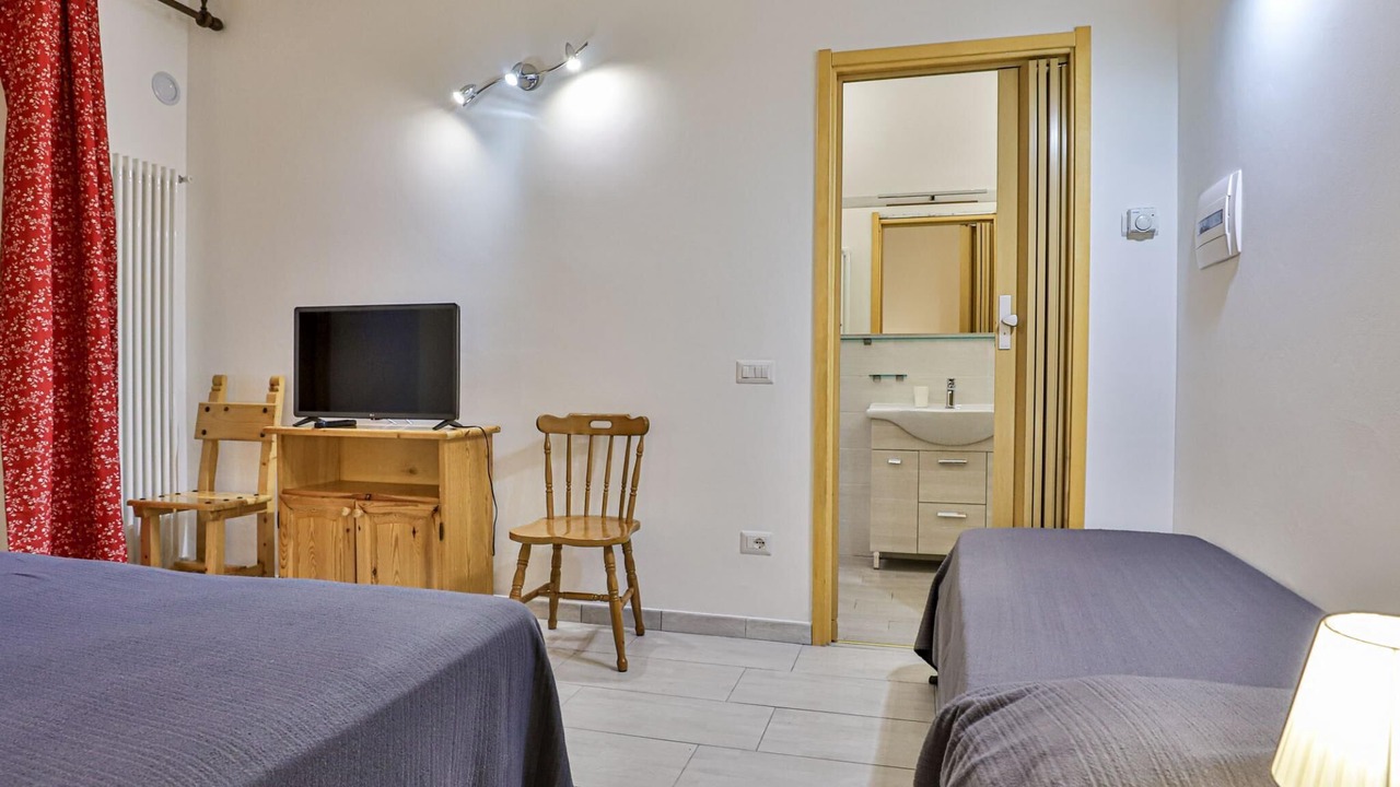 Photo of Bedroom in Antey-Saint-Andre