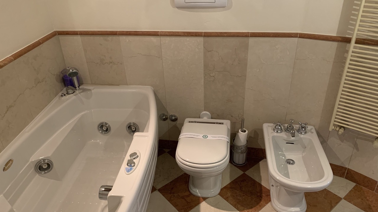 Photo of Bathroom in Chiari
