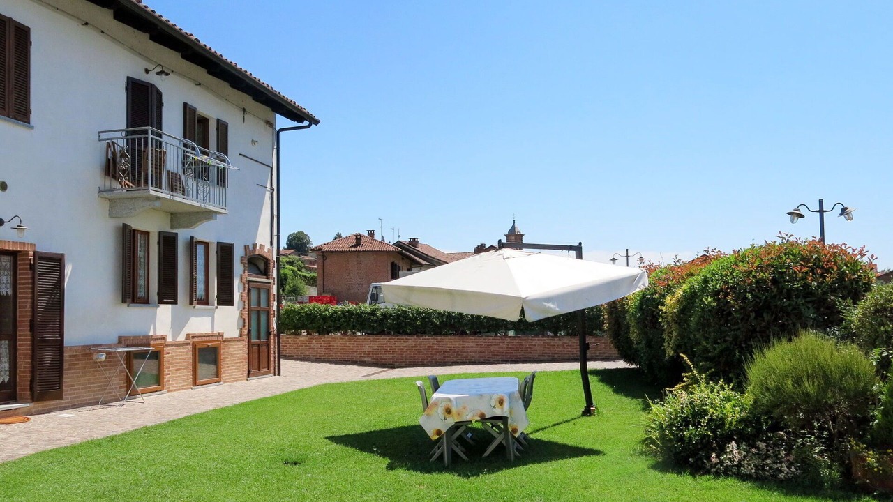 Photo of Others in Cossombrato