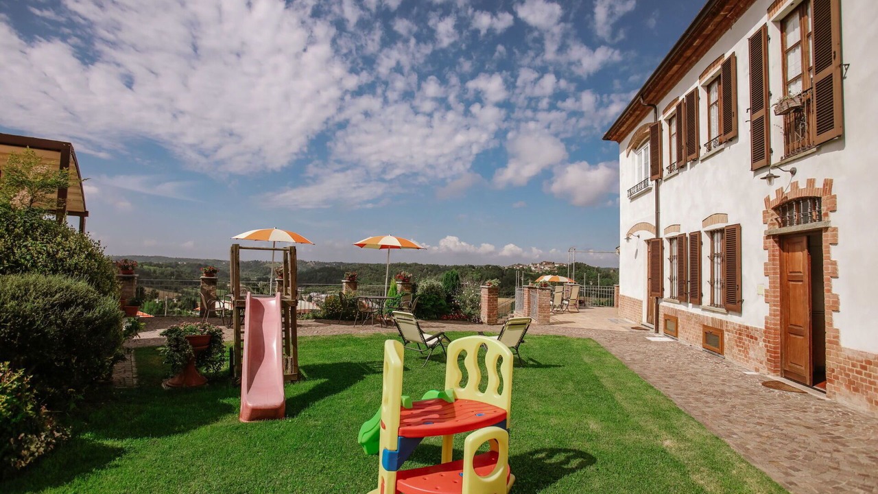 Photo of Others in Cossombrato