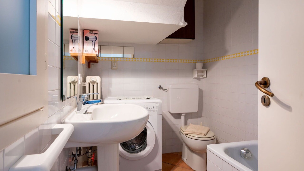 Photo of Bathroom in San Damiano dʼAsti