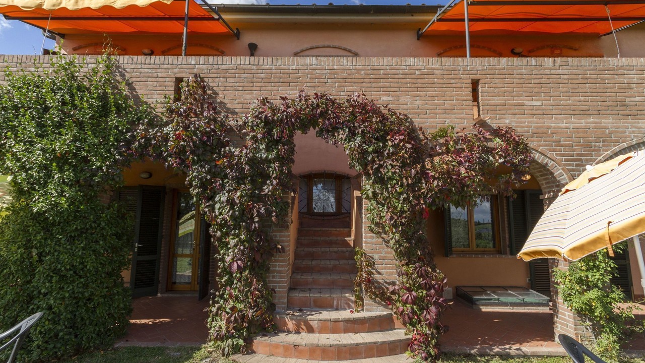 Photo of Outdoor in Sughera
