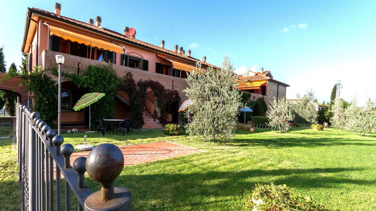 Photo of Outdoor in Sughera