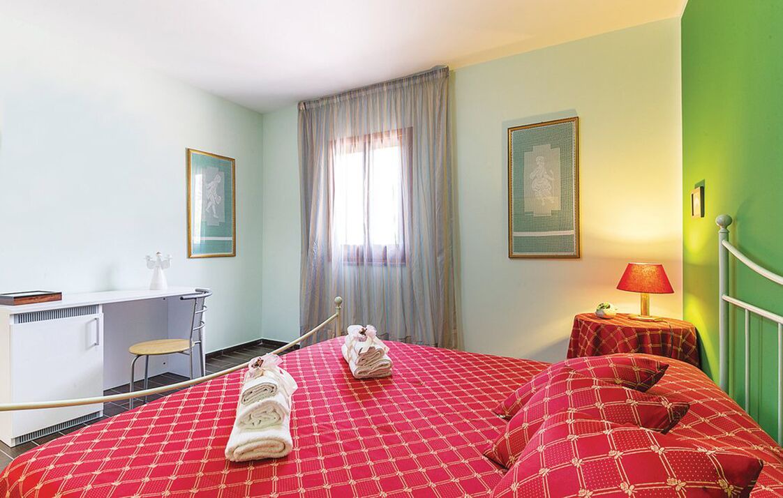 Photo of Bedroom in Laureana Cilento