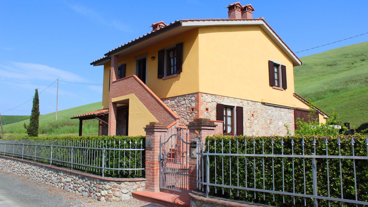 Photo of Others in Volterra