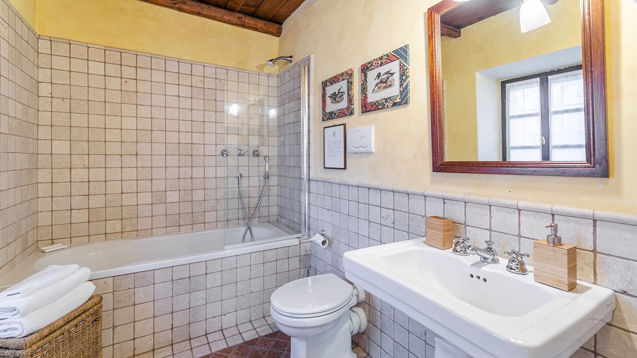 Photo of Bathroom in Casale Monferrato
