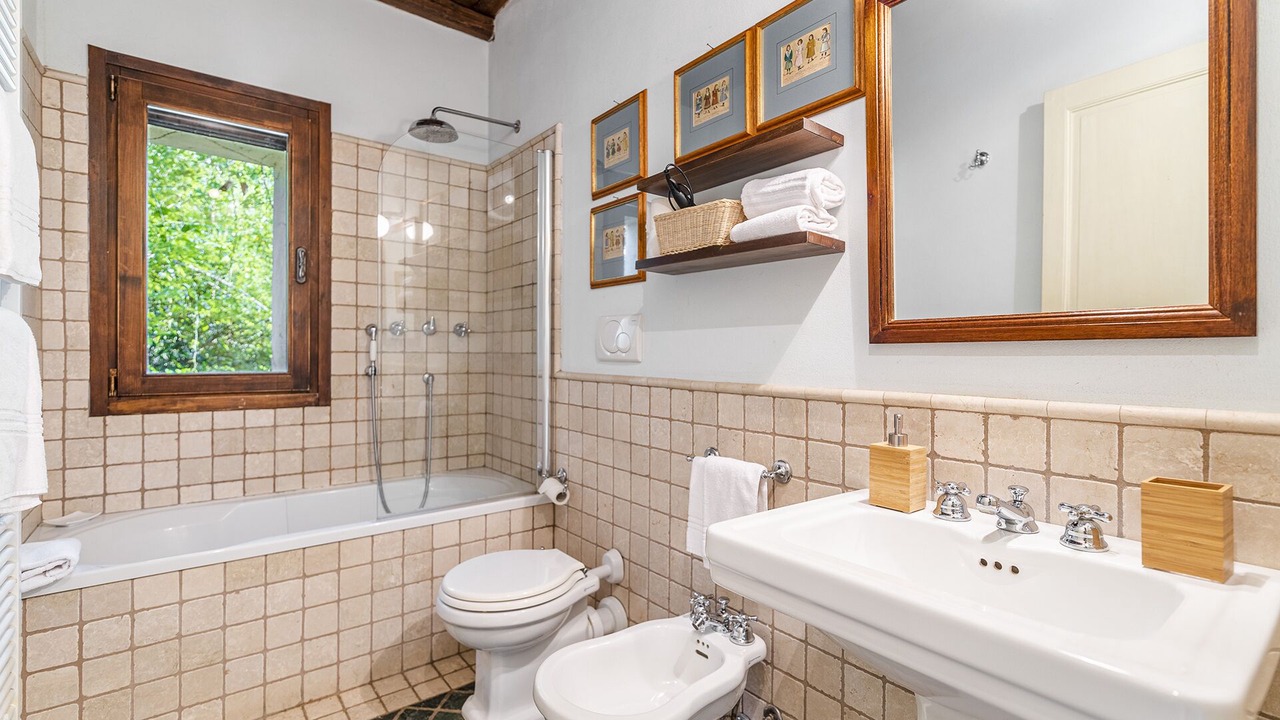 Photo of Bathroom in Casale Monferrato