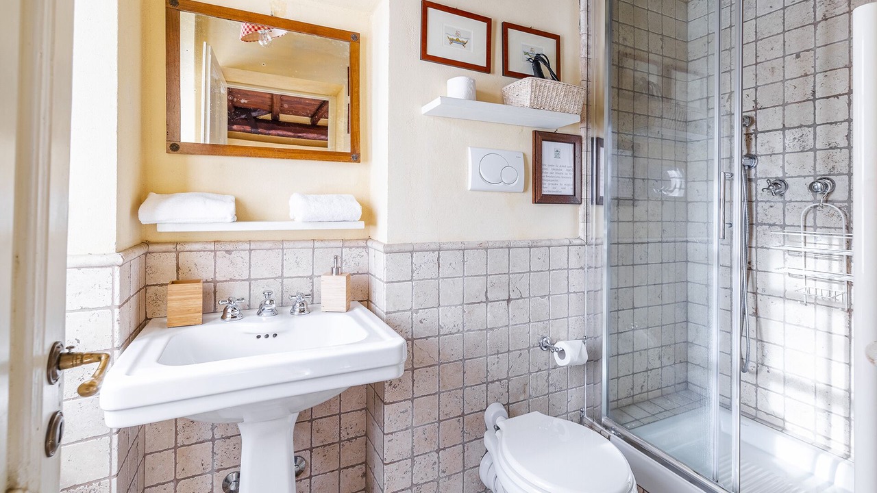 Photo of Bathroom in Casale Monferrato