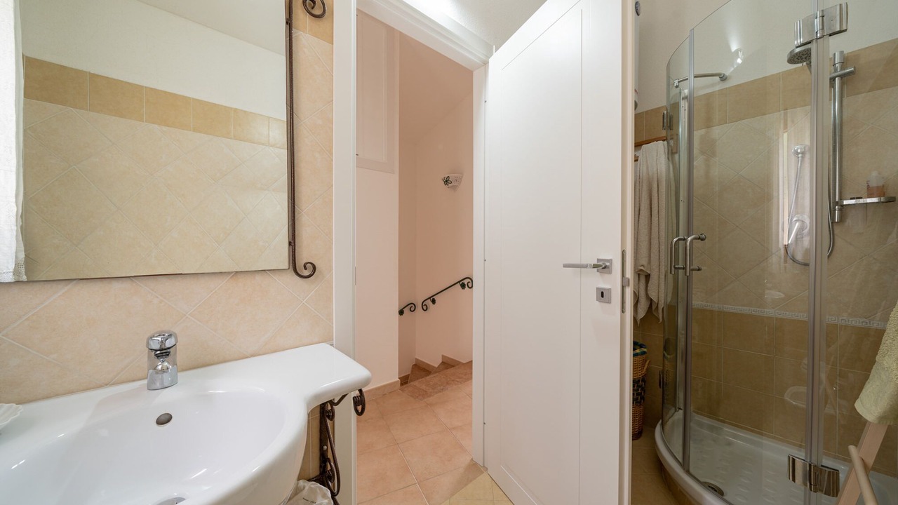 Photo of Bathroom in Eden Rock