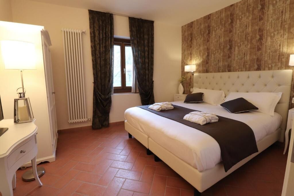 Photo of Bedroom in Dicomano