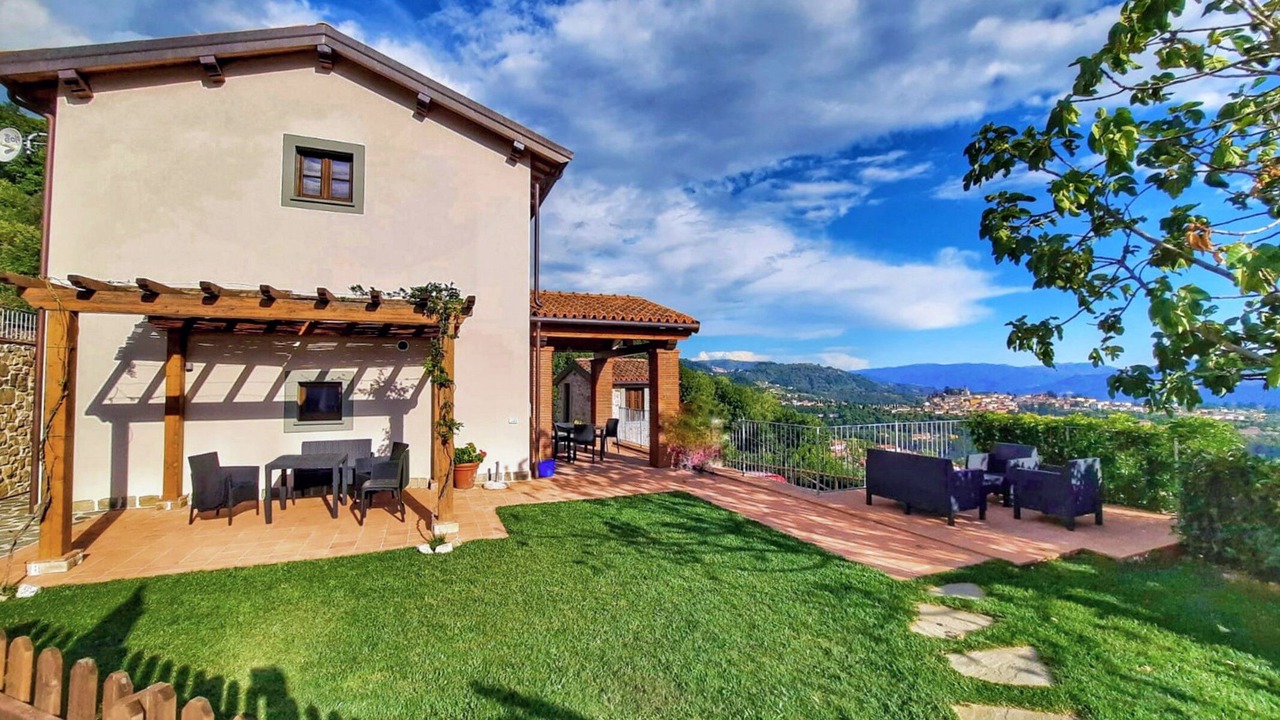 Photo of Outdoor in Mologno