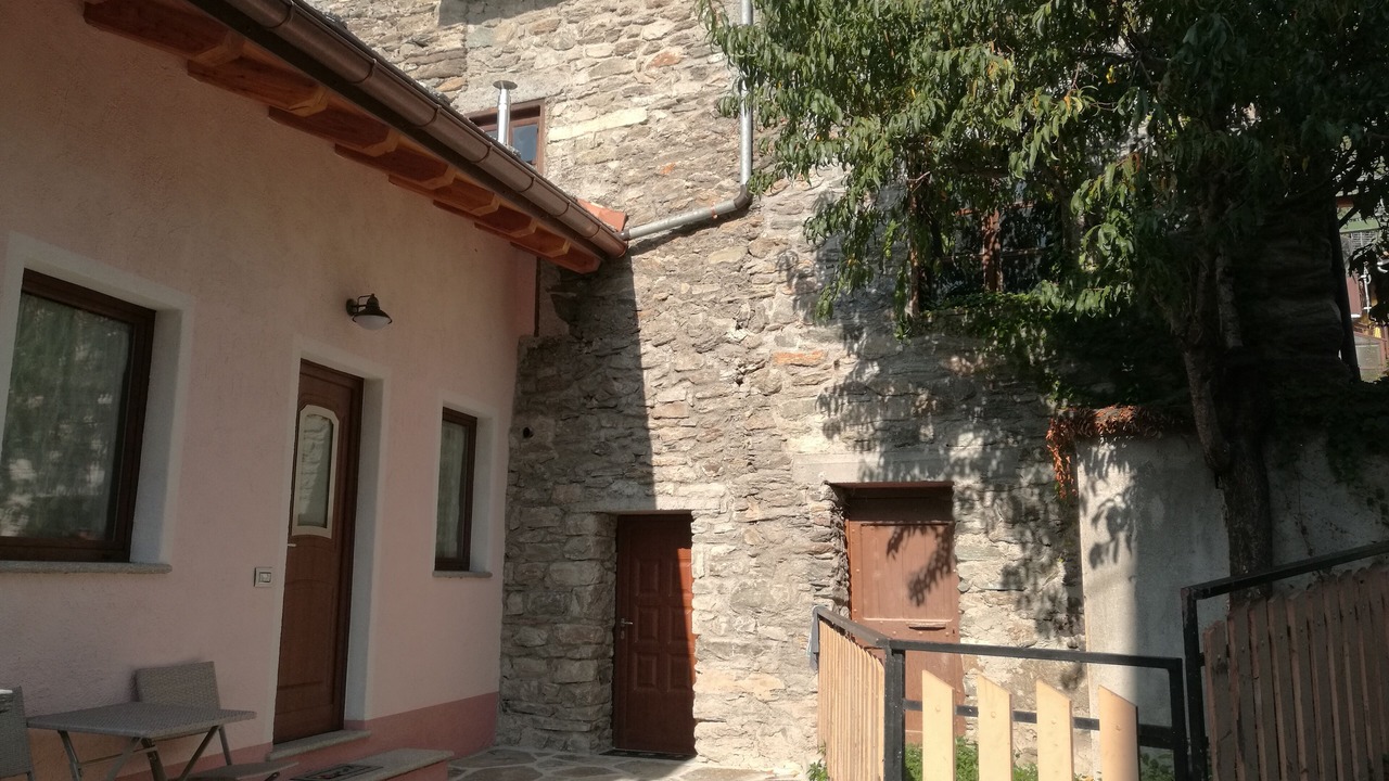 Photo of Outdoor in Arnad