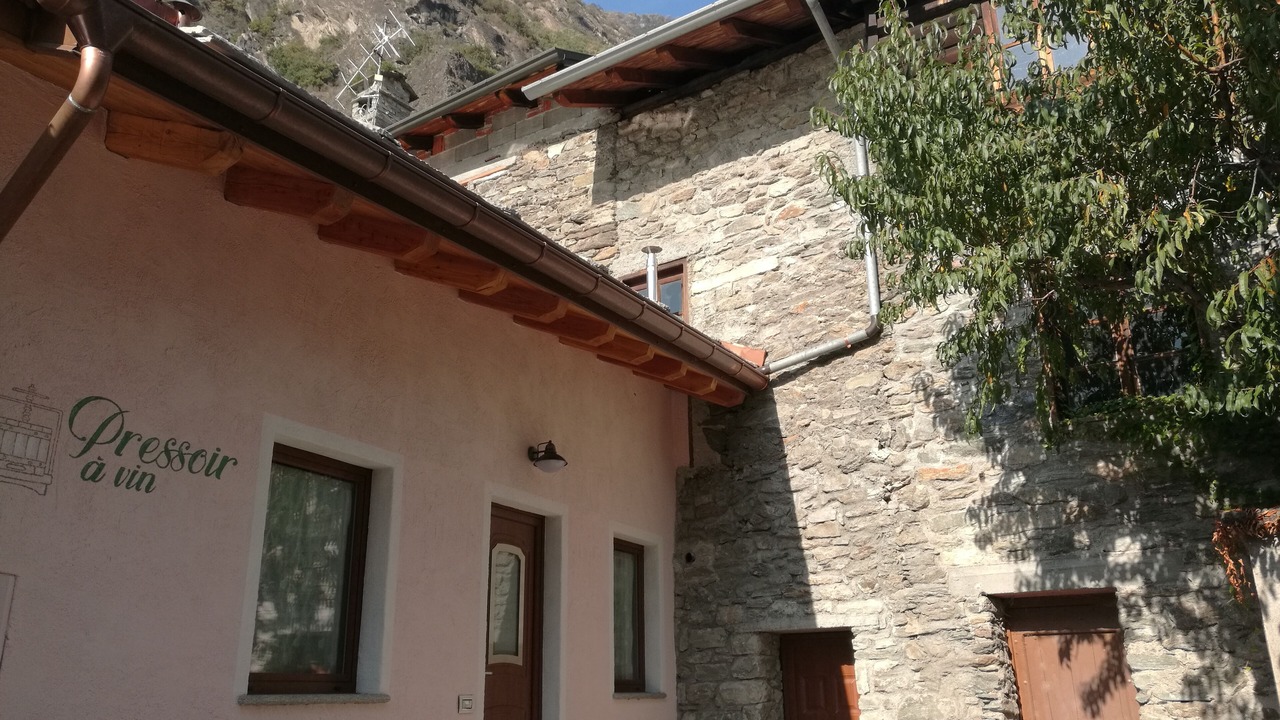 Photo of Outdoor in Arnad