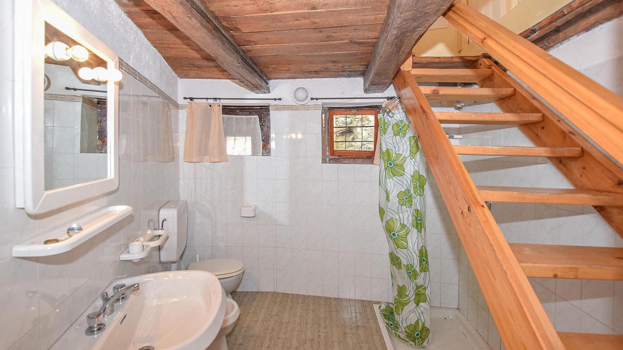Photo of Bathroom in Valsavarenche