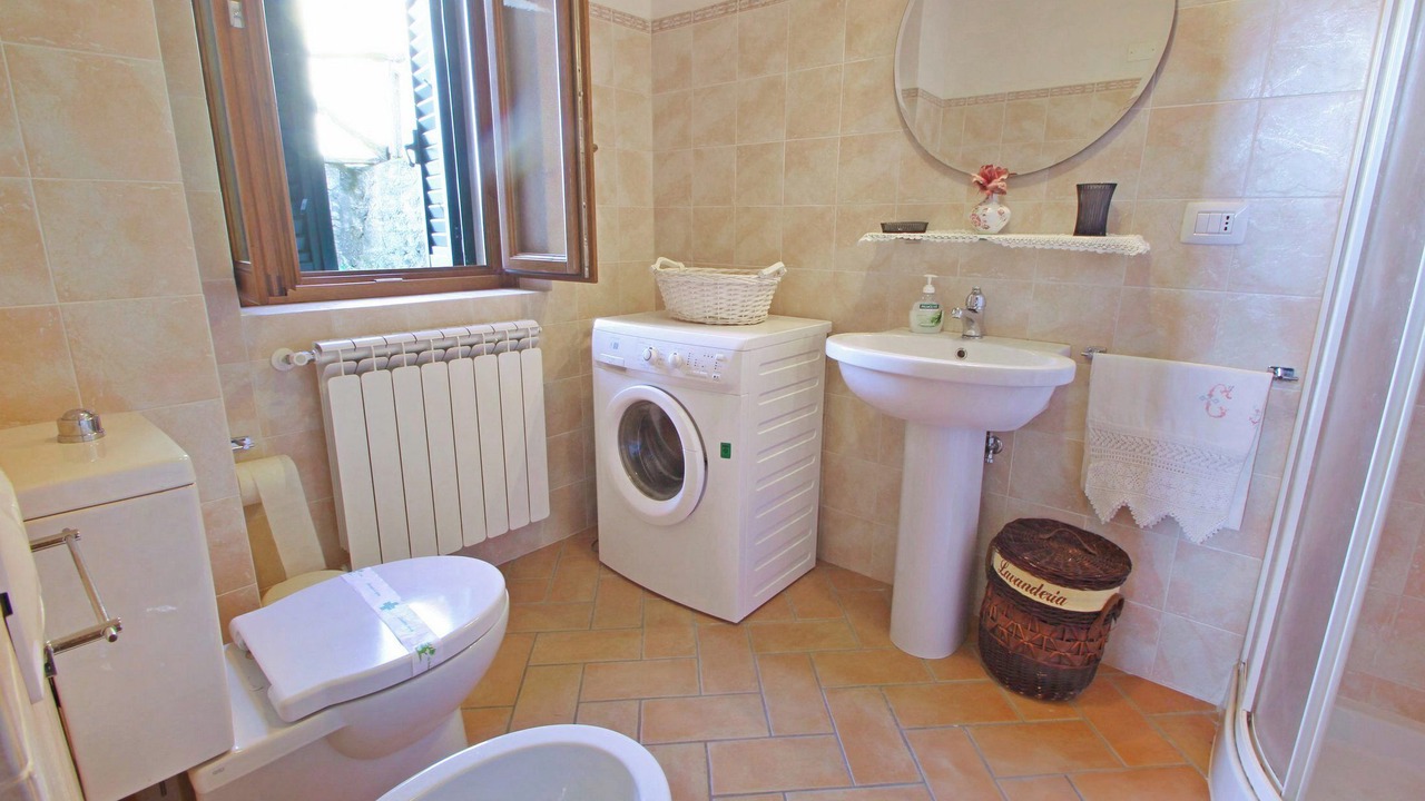 Photo of Bathroom in Castiglione di Garfagnana