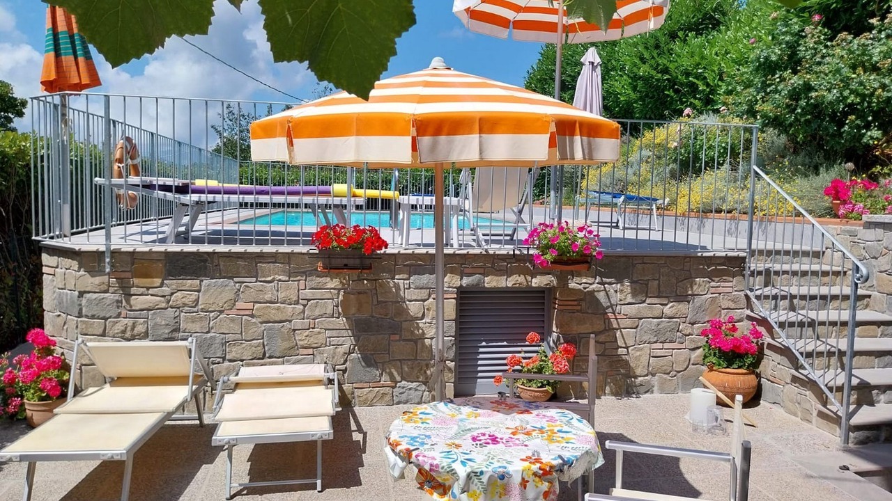 Photo of Patio Balcony in Castiglione di Garfagnana