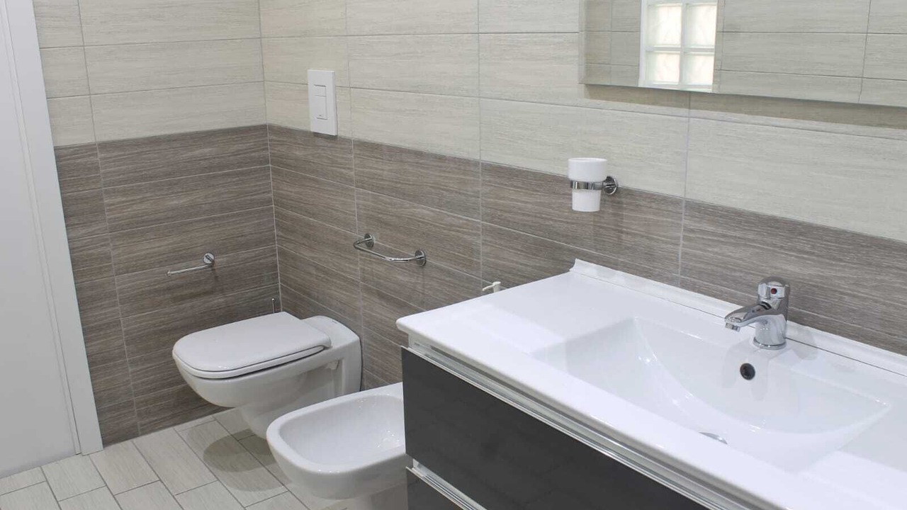 Photo of Bathroom in Naples