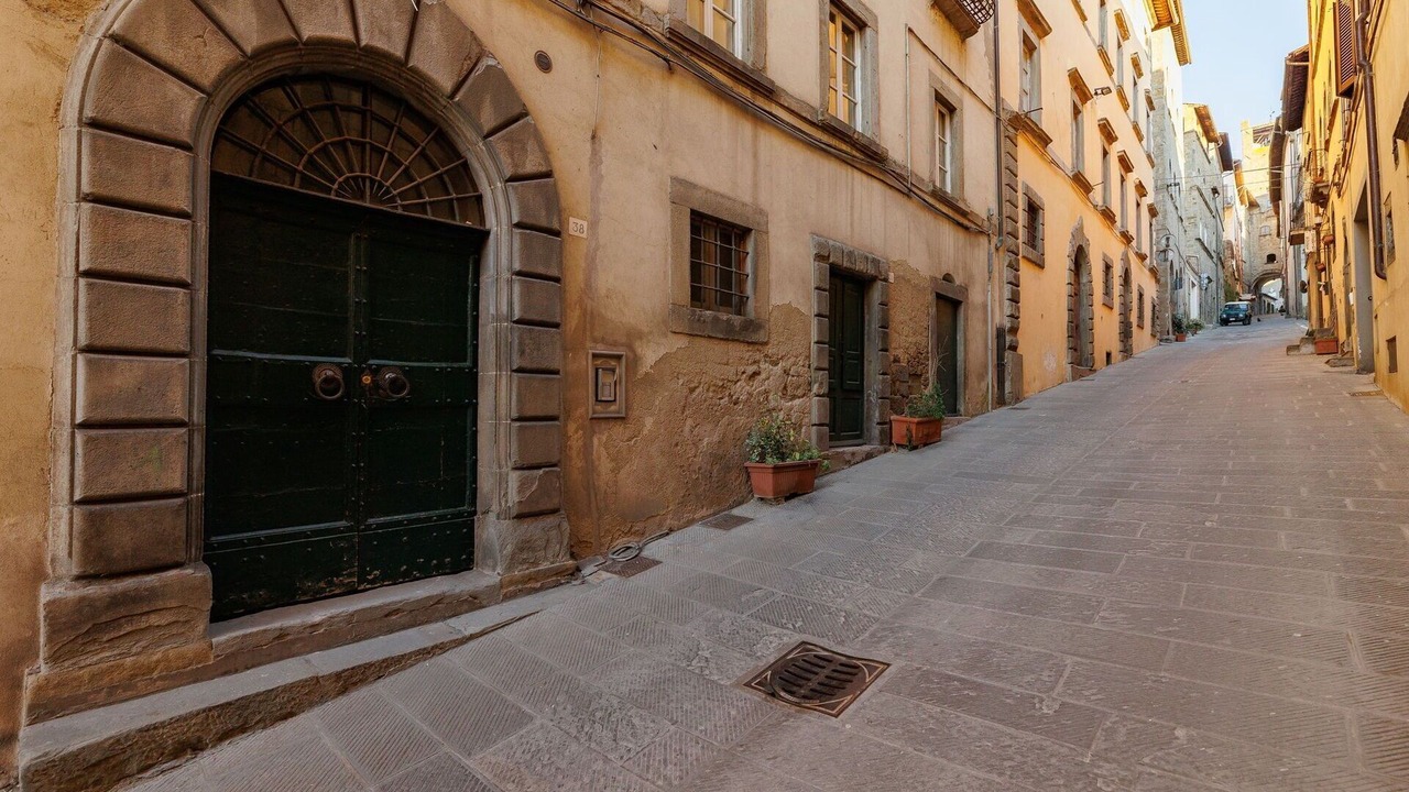 Photo of Others in Cortona Old Town