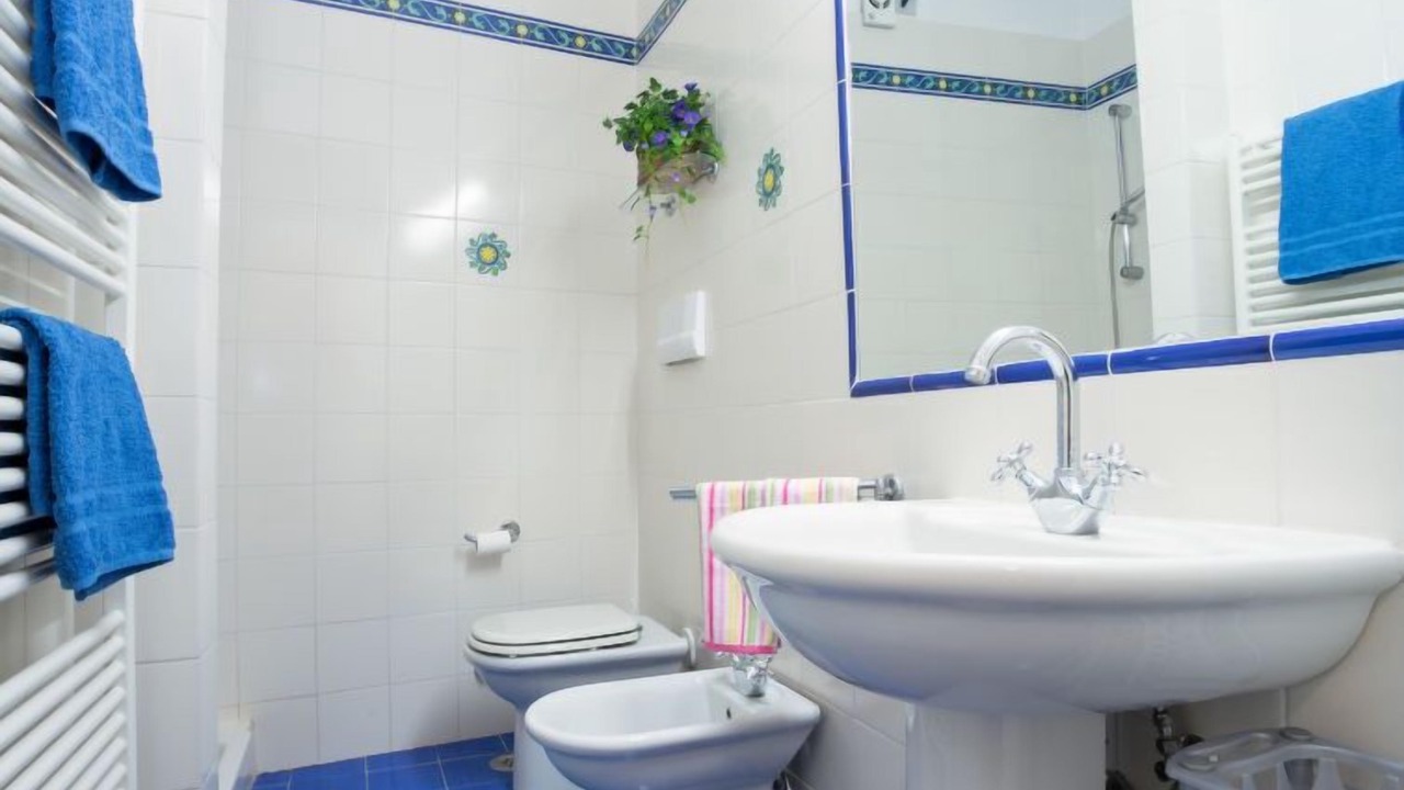 Photo of Bathroom in Mologno