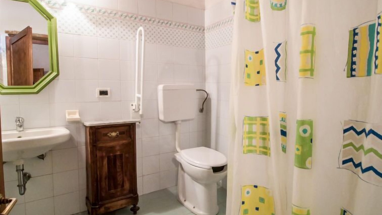 Photo of Bathroom in Seggiano