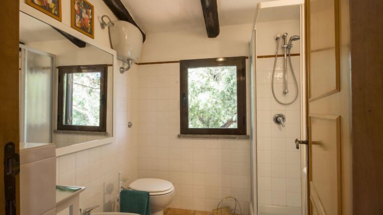 Photo of Bathroom in Ansedonia
