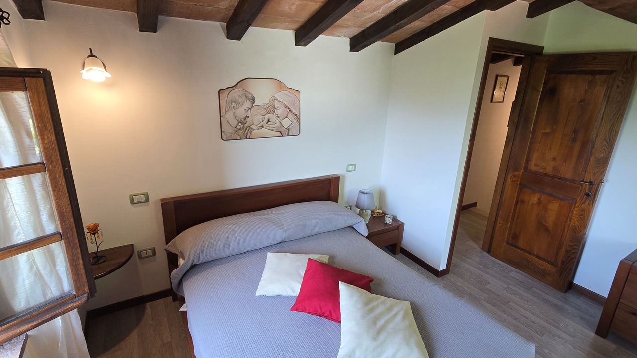 Photo of Bedroom in Castiglione di Garfagnana
