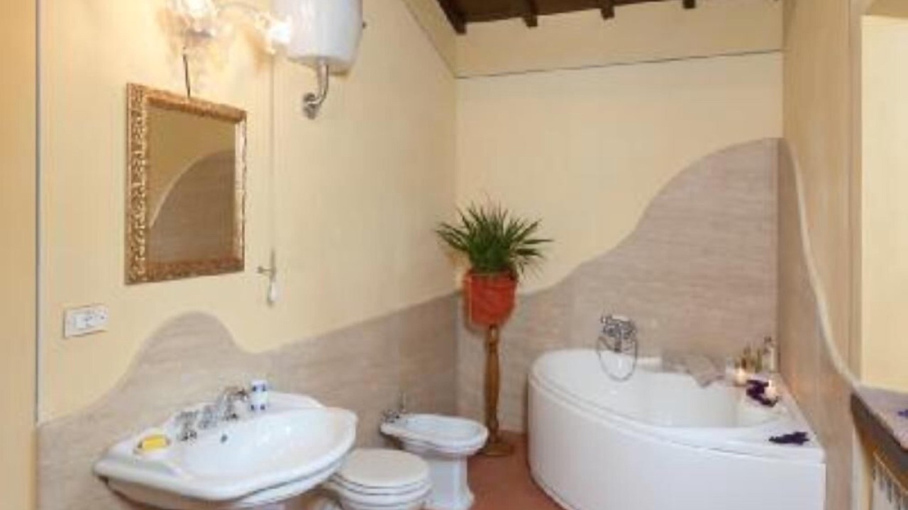 Photo of Bathroom in Poppi