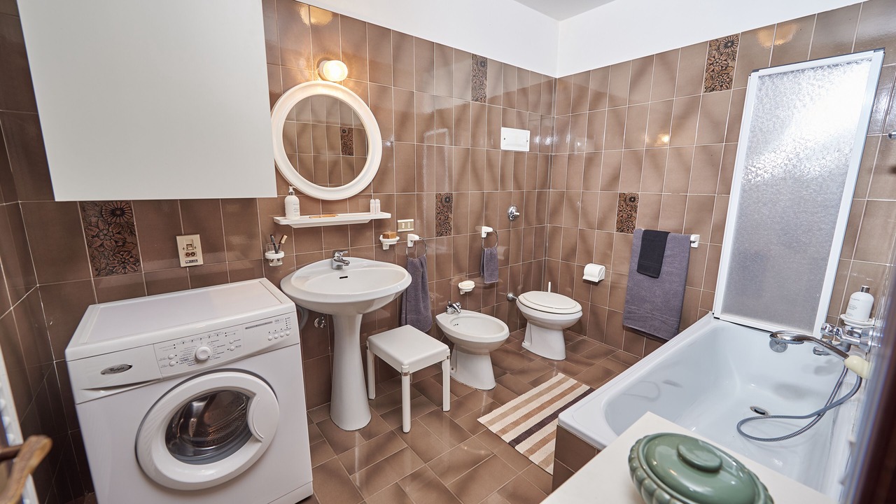 Photo of Bathroom in Gallio
