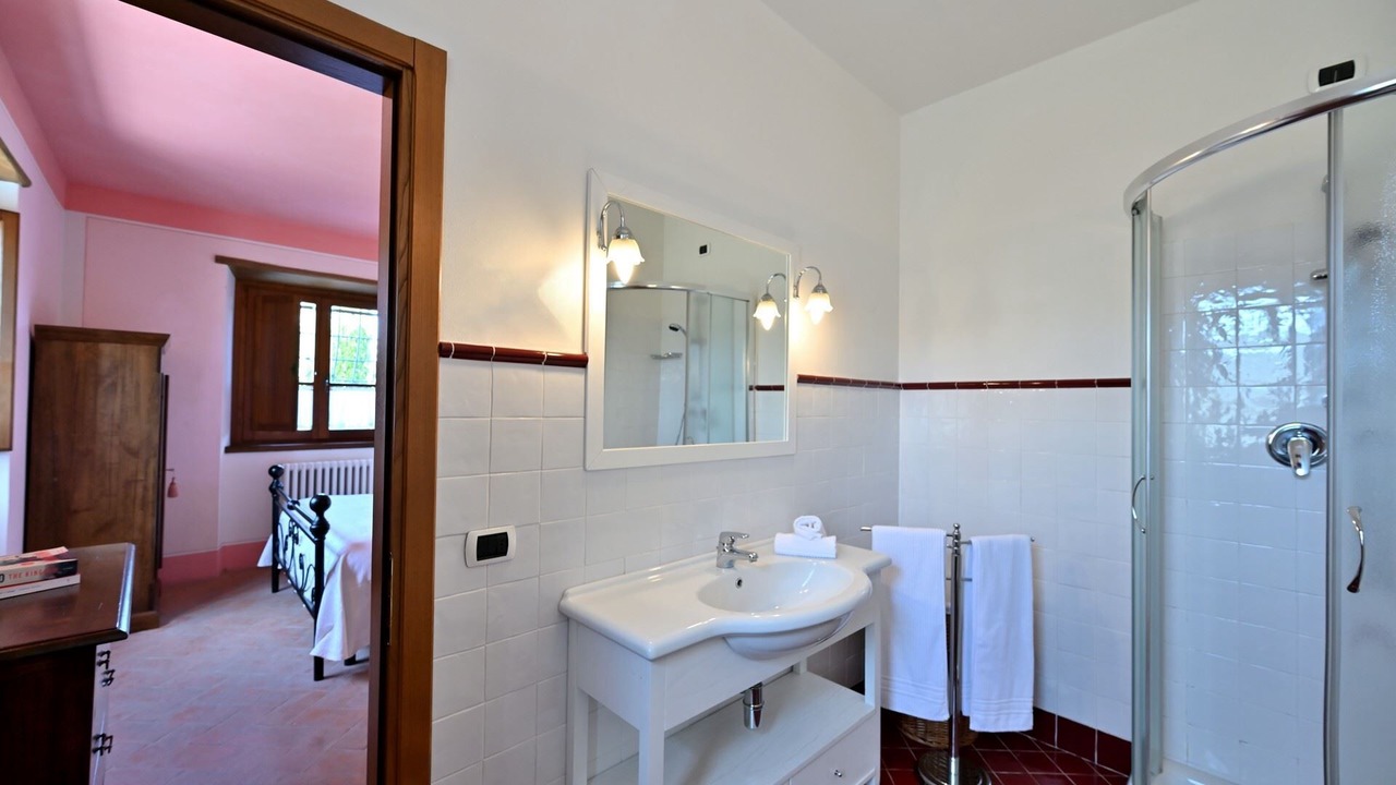 Photo of Bathroom in Poppi