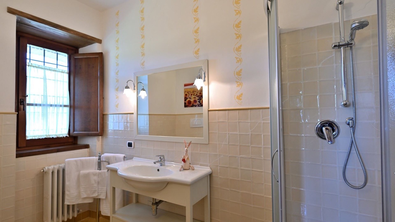 Photo of Bathroom in Poppi