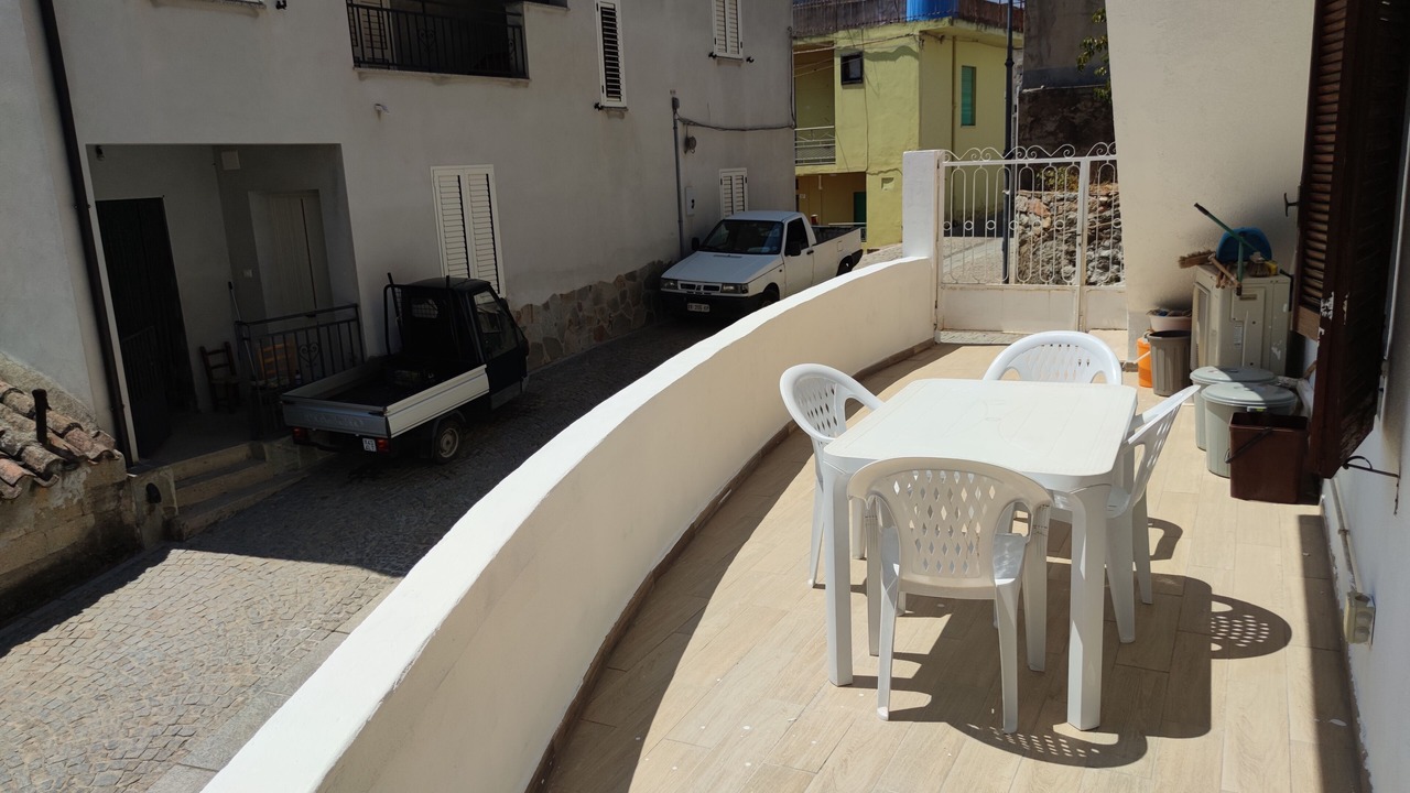 Photo of Outdoor in Triei