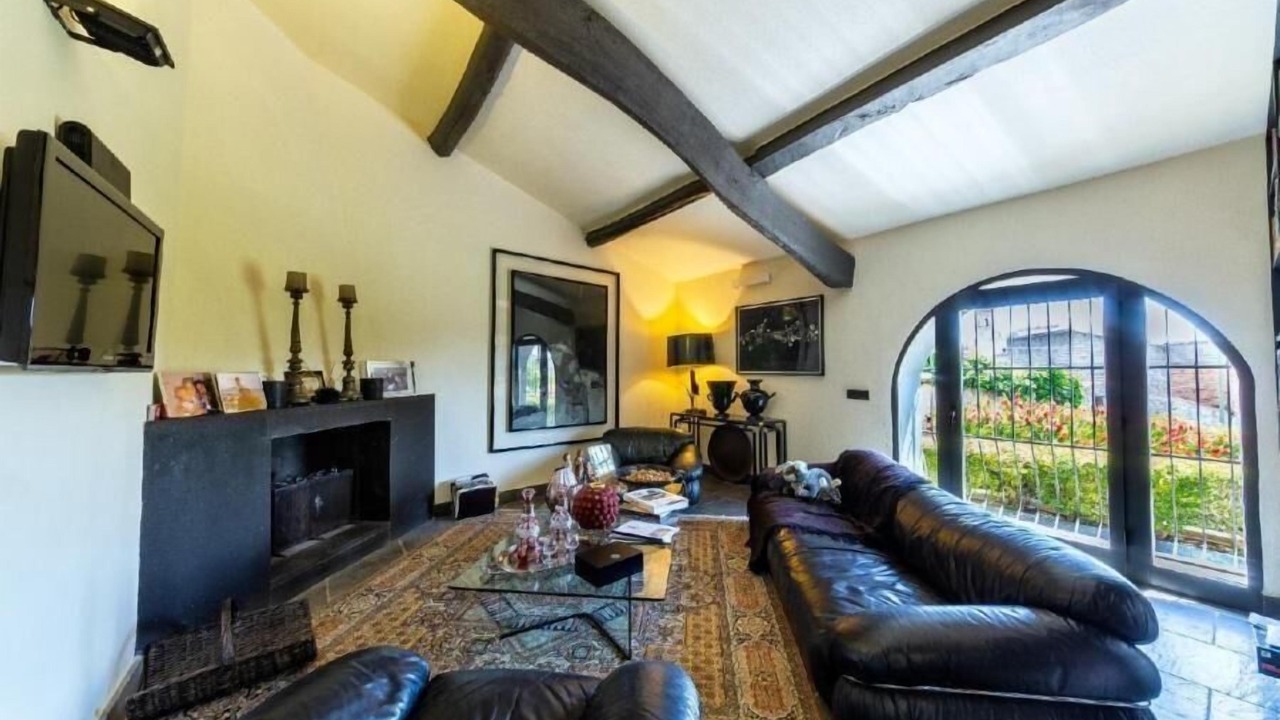 Photo of Livingroom in Gesturi